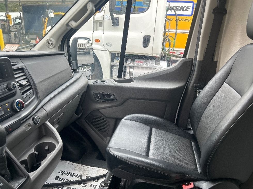 Refrigerated Truck-Light and Medium Duty Trucks-Ford-2021-Transit 250-Burlington-NJ-101,800\n\t\tmiles-$ 37,500 - Image 18
