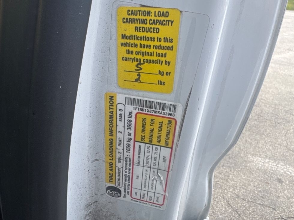 Refrigerated Truck-Light and Medium Duty Trucks-Ford-2021-Transit 250-Huntington-WV-169,232\n\t\tmiles-$ 22,000 - Image 24