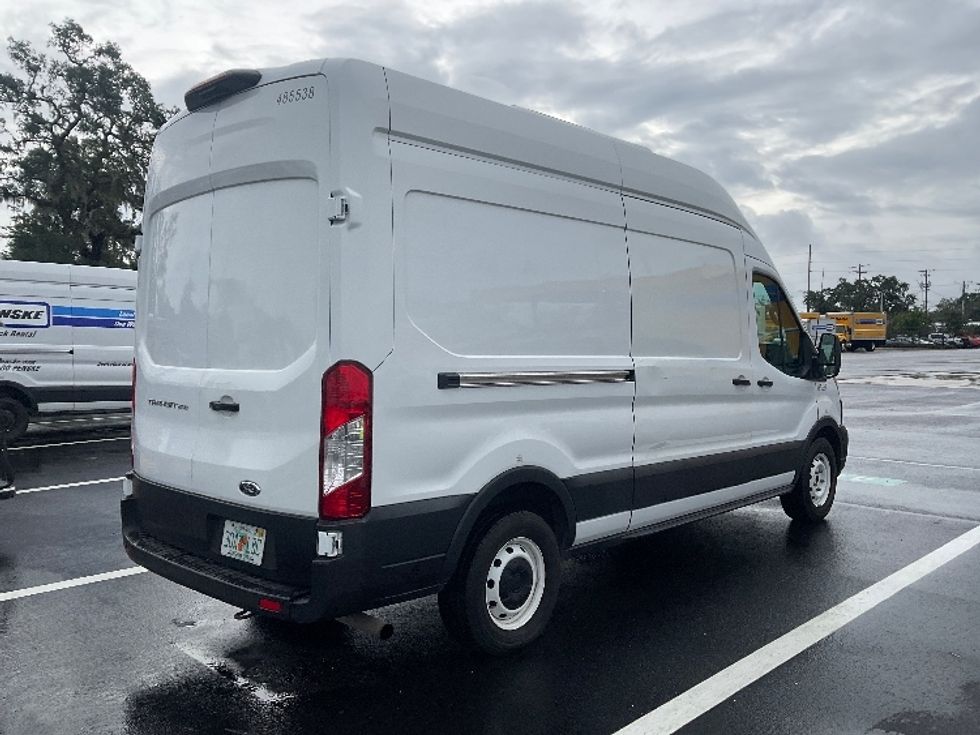 Refrigerated Truck-Light and Medium Duty Trucks-Ford-2021-Transit 250-Miami-FL-82,898\n\t\tmiles-$ 37,750 - Image 12