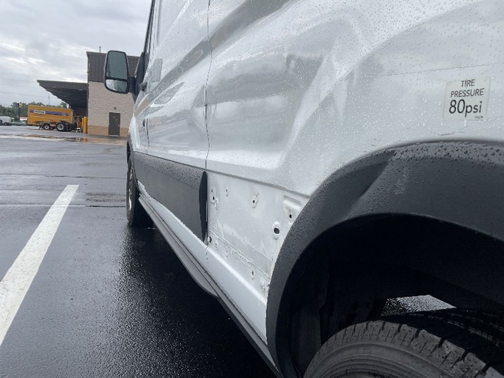 Refrigerated Truck-Light and Medium Duty Trucks-Ford-2021-Transit 250-Miami-FL-82,898\n\t\tmiles-$ 37,750 - Image 5
