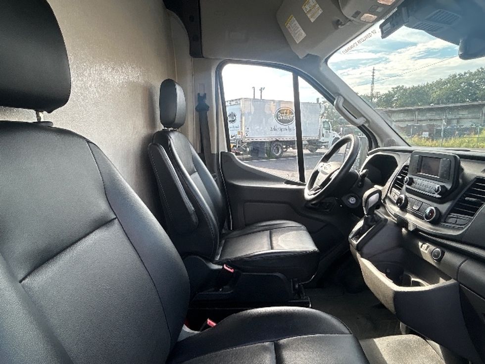 Refrigerated Truck-Light and Medium Duty Trucks-Ford-2021-Transit 250-Philadelphia-PA-93,486\n\t\tmiles-$ 35,750 - Image 22