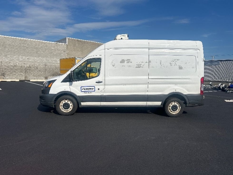 Refrigerated Truck-Light and Medium Duty Trucks-Ford-2021-Transit 250-Philadelphia-PA-93,486\n\t\tmiles-$ 35,750 - Image 4