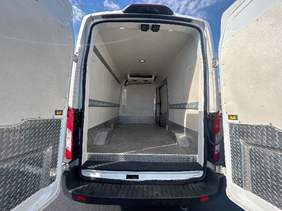 Refrigerated Truck-Light and Medium Duty Trucks-Ford-2021-Transit 250-Philadelphia-PA-93,486\n\t\tmiles-$ 35,750 - Image 9