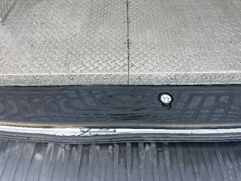 Refrigerated Truck-Light and Medium Duty Trucks-Ford-2021-Transit 250-Tampa-FL-142,531\n\t\tmiles-$ 27,750 - Image 10