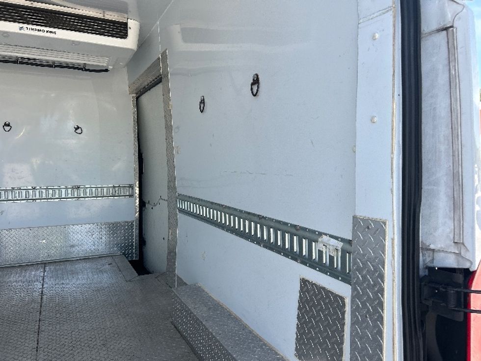 Refrigerated Truck-Light and Medium Duty Trucks-Ford-2021-Transit 250-Tampa-FL-142,531\n\t\tmiles-$ 27,750 - Image 12