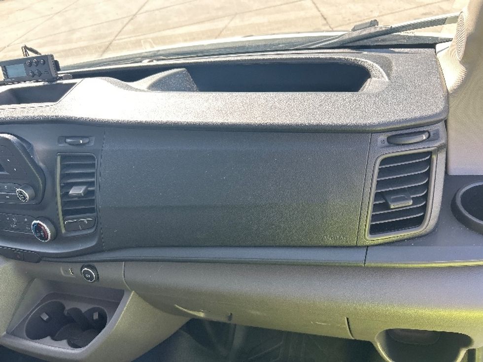 Refrigerated Truck-Light and Medium Duty Trucks-Ford-2021-Transit 250-Tampa-FL-142,531\n\t\tmiles-$ 27,750 - Image 21