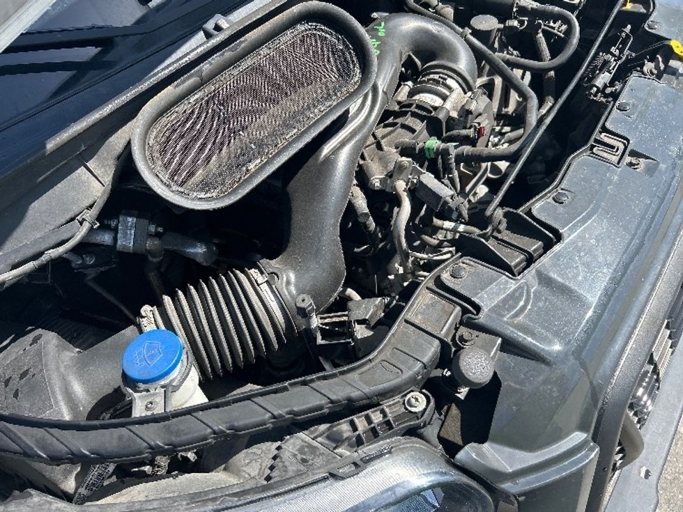 Refrigerated Truck-Light and Medium Duty Trucks-Ford-2021-Transit 250-Tampa-FL-142,531\n\t\tmiles-$ 27,750 - Image 23