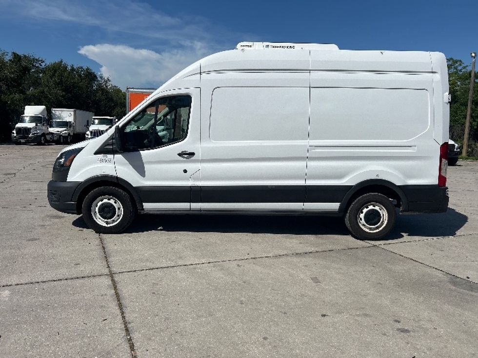 Refrigerated Truck-Light and Medium Duty Trucks-Ford-2021-Transit 250-Tampa-FL-142,531\n\t\tmiles-$ 27,750 - Image 4