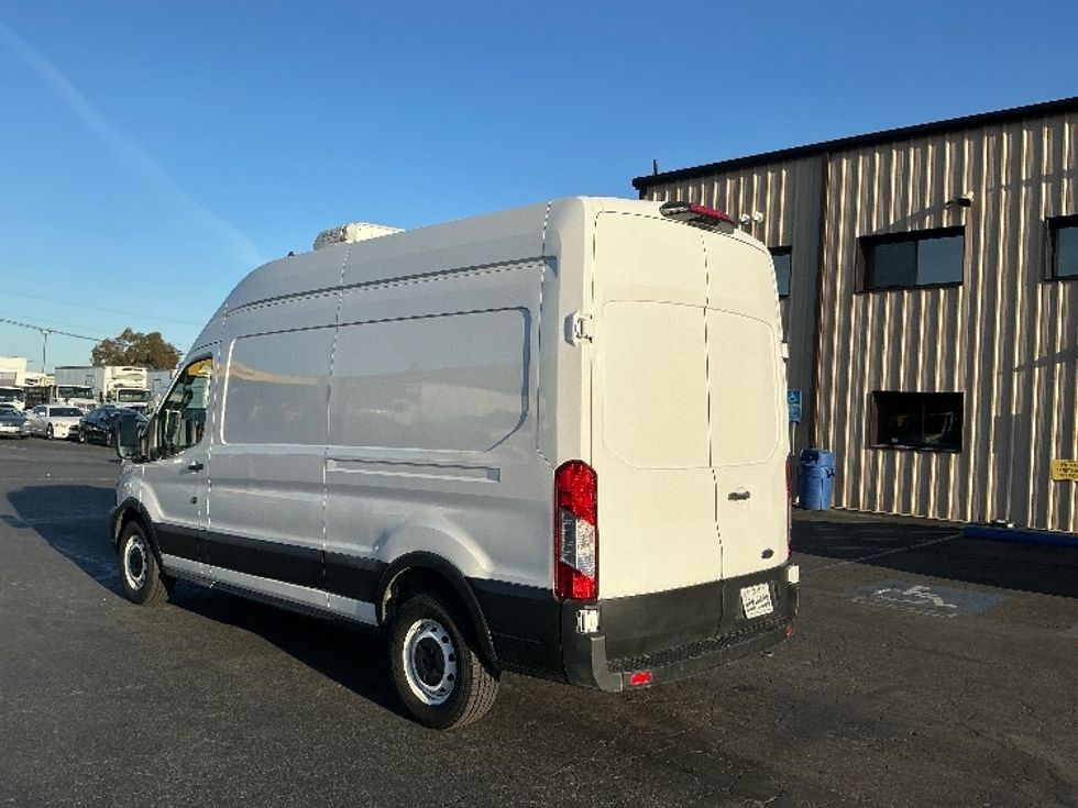 Refrigerated Truck-Light and Medium Duty Trucks-Ford-2021-Transit 250-Torrance-CA-117,434\n\t\tmiles-$ 33,000 - Image 6