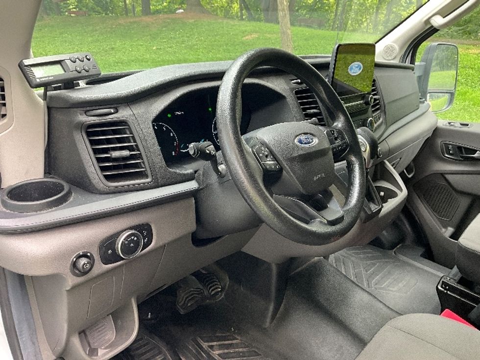 Refrigerated Truck-Light and Medium Duty Trucks-Ford-2021-Transit 350-Reading-PA-168,786\n\t\tmiles-$ 42,250 - Image 17