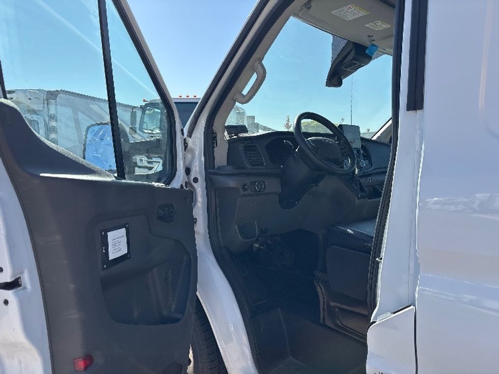 Refrigerated Truck-Light and Medium Duty Trucks-Ford-2021-Transit 350-West Valley City-UT-173,174\n\t\tmiles-$ 22,250 - Image 15