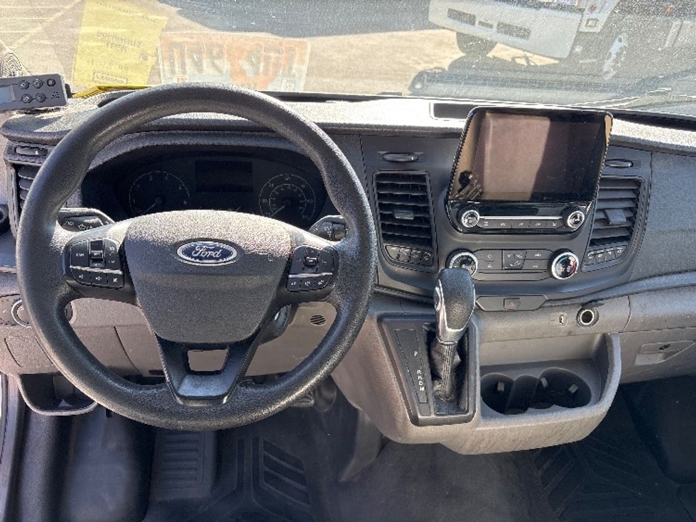 Refrigerated Truck-Light and Medium Duty Trucks-Ford-2021-Transit 350-West Valley City-UT-173,174\n\t\tmiles-$ 22,250 - Image 17