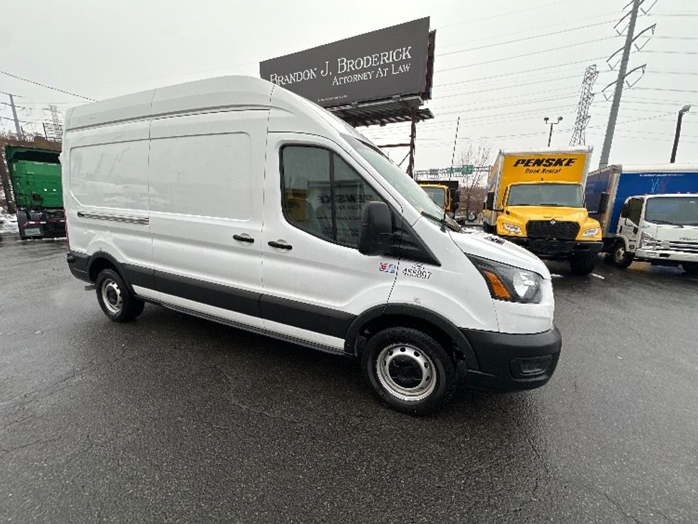 Refrigerated Truck-Light and Medium Duty Trucks-Ford-2022-Transit 250-North Bergen-NJ-40,787\n\t\tmiles-$ 36,750 - Image 1