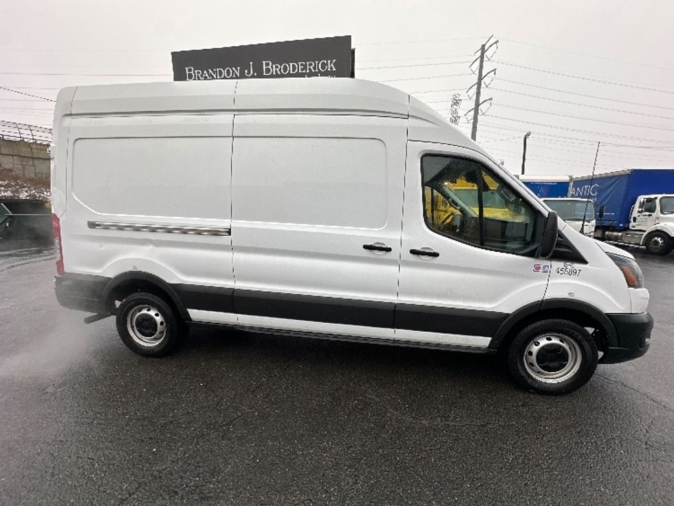 Refrigerated Truck-Light and Medium Duty Trucks-Ford-2022-Transit 250-North Bergen-NJ-40,787\n\t\tmiles-$ 36,750 - Image 14