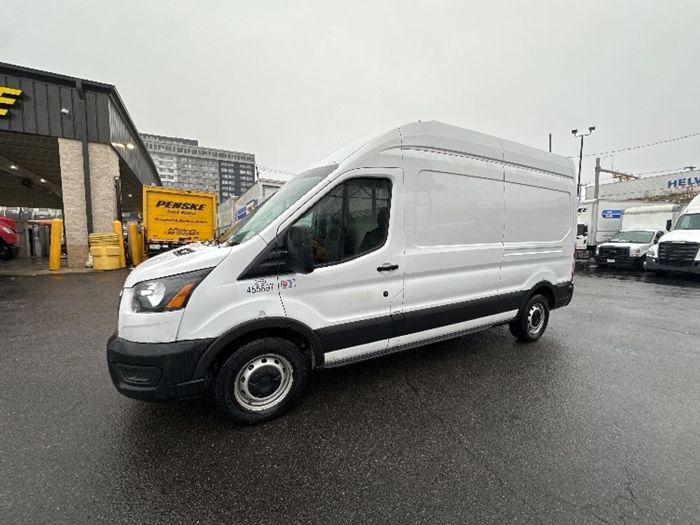Refrigerated Truck-Light and Medium Duty Trucks-Ford-2022-Transit 250-North Bergen-NJ-40,787\n\t\tmiles-$ 36,750 - Image 3