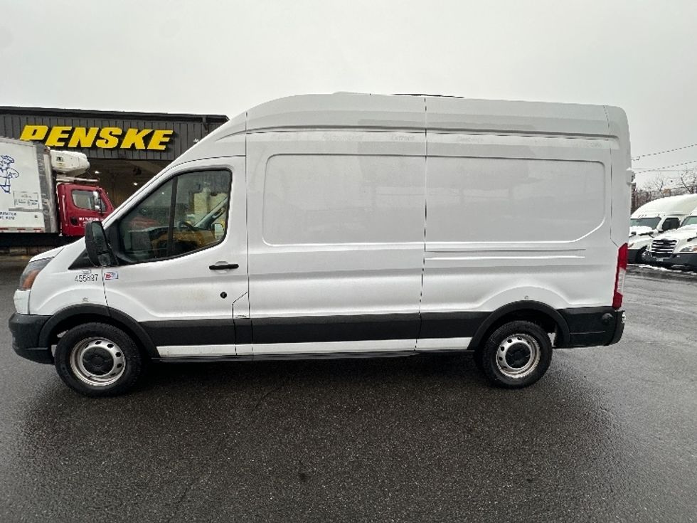 Refrigerated Truck-Light and Medium Duty Trucks-Ford-2022-Transit 250-North Bergen-NJ-40,787\n\t\tmiles-$ 36,750 - Image 4
