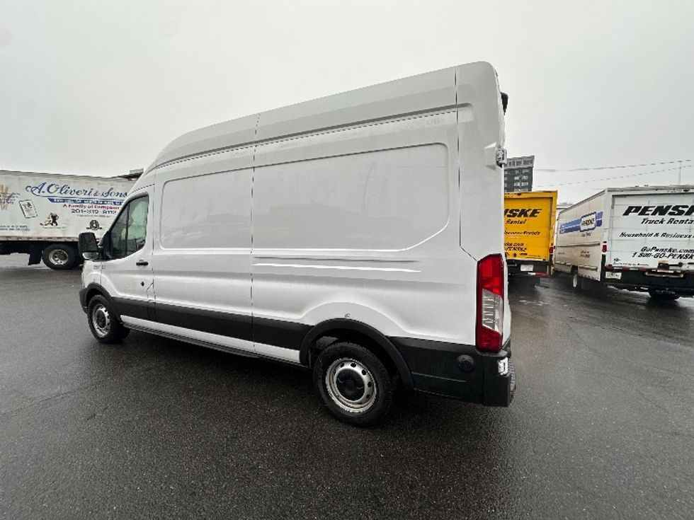 Refrigerated Truck-Light and Medium Duty Trucks-Ford-2022-Transit 250-North Bergen-NJ-40,787\n\t\tmiles-$ 36,750 - Image 6