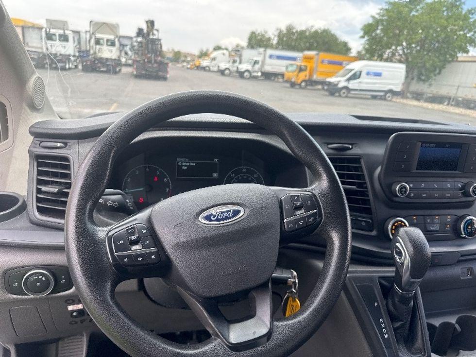 Refrigerated Truck-Light and Medium Duty Trucks-Ford-2022-Transit 350-Albuquerque-NM-109,407\n\t\tmiles-$ 35,750 - Image 16