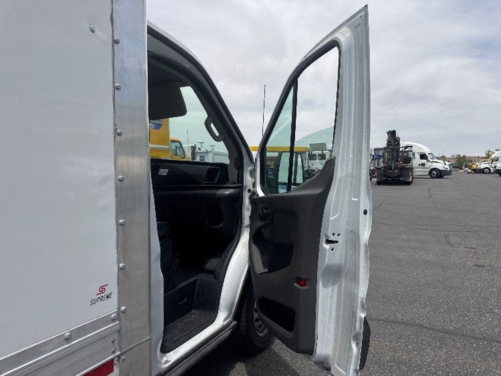 Refrigerated Truck-Light and Medium Duty Trucks-Ford-2022-Transit 350-Albuquerque-NM-109,407\n\t\tmiles-$ 35,750 - Image 18