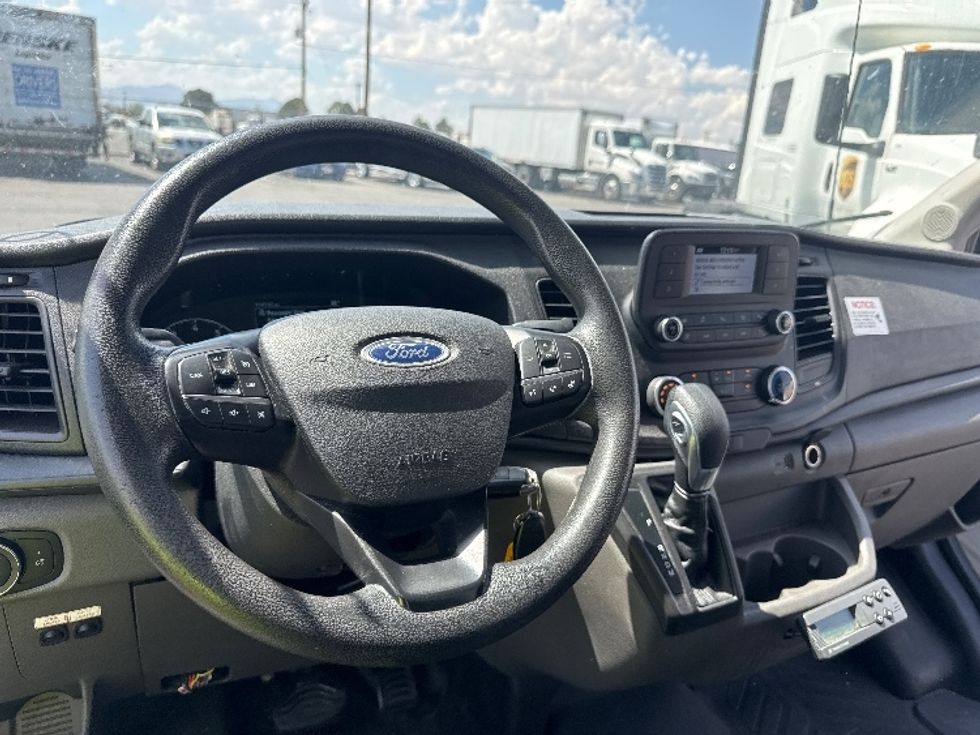 Refrigerated Truck-Light and Medium Duty Trucks-Ford-2022-Transit 350-El Paso-TX-123,861\n\t\tmiles-$ 33,500 - Image 15