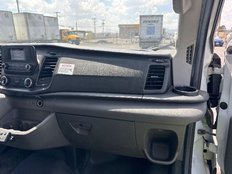 Refrigerated Truck-Light and Medium Duty Trucks-Ford-2022-Transit 350-El Paso-TX-123,861\n\t\tmiles-$ 33,500 - Image 19