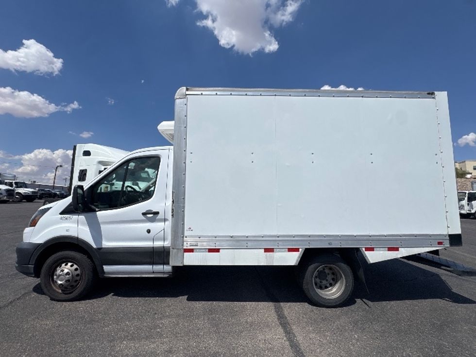 Refrigerated Truck-Light and Medium Duty Trucks-Ford-2022-Transit 350-El Paso-TX-123,861\n\t\tmiles-$ 33,500 - Image 4