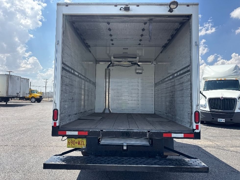 Refrigerated Truck-Light and Medium Duty Trucks-Ford-2022-Transit 350-El Paso-TX-123,861\n\t\tmiles-$ 33,500 - Image 7