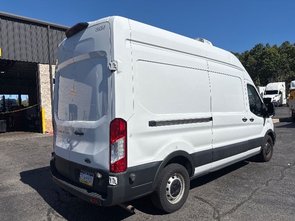 Refrigerated Truck-Light and Medium Duty Trucks-Ford-2022-Transit 350-Jessup-PA-134,235\n\t\tmiles-$ 28,250 - Image 11