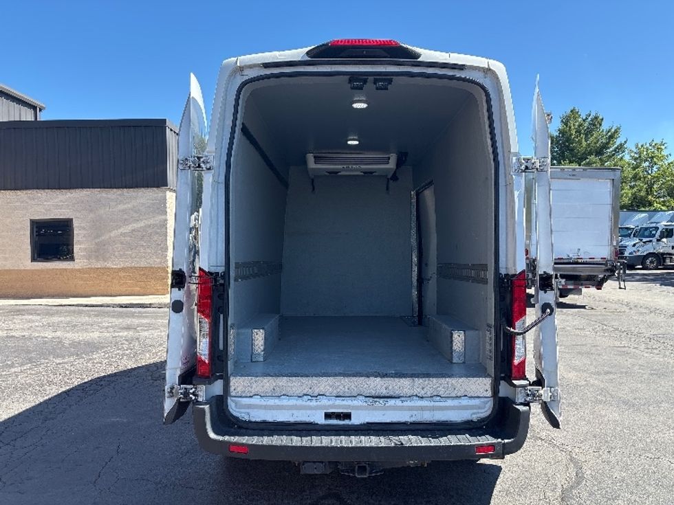 Refrigerated Truck-Light and Medium Duty Trucks-Ford-2022-Transit 350-Jessup-PA-134,235\n\t\tmiles-$ 28,250 - Image 7