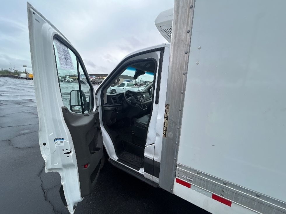 Refrigerated Truck-Light and Medium Duty Trucks-Ford-2022-Transit 350-Phoenix-AZ-102,501\n\t\tmiles-$ 38,250 - Image 16