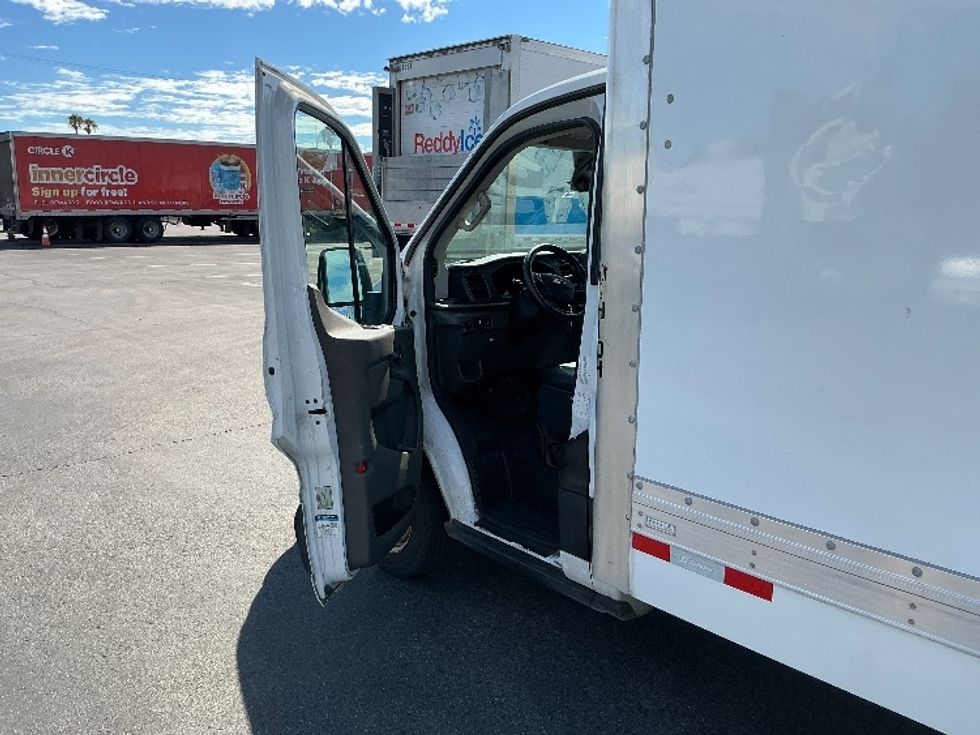 Refrigerated Truck-Light and Medium Duty Trucks-Ford-2022-Transit 350-Phoenix-AZ-86,314\n\t\tmiles-$ 35,000 - Image 16