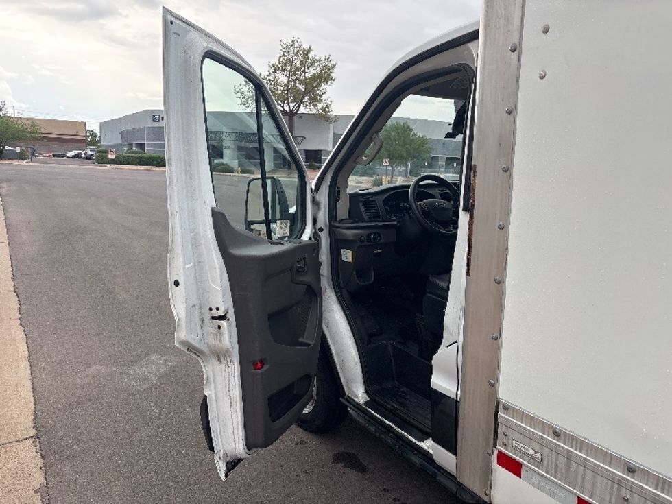 Refrigerated Truck-Light and Medium Duty Trucks-Ford-2022-Transit 350-Phoenix-AZ-90,005\n\t\tmiles-$ 34,500 - Image 16