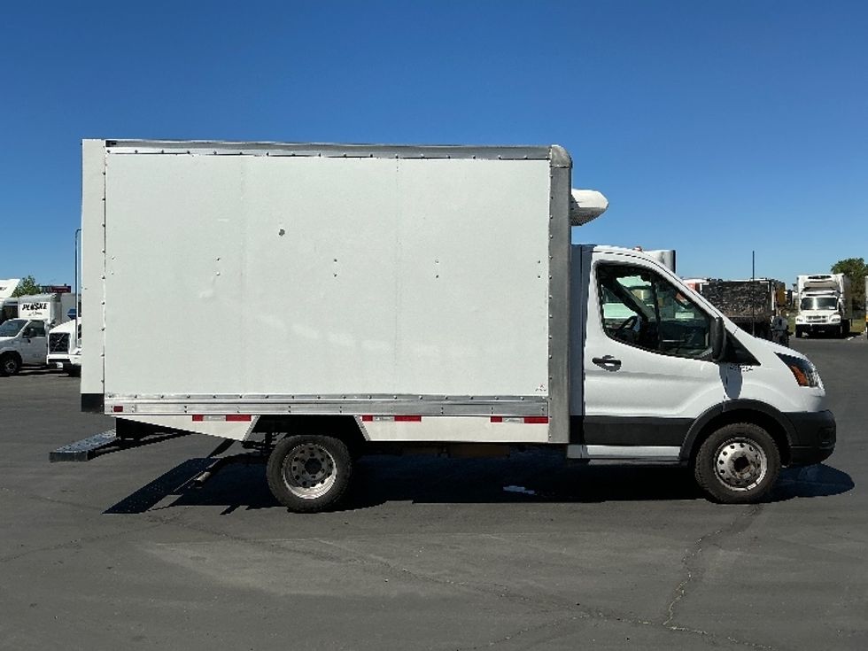 Refrigerated Truck-Light and Medium Duty Trucks-Ford-2022-Transit 350-Sacramento-CA-112,135\n\t\tmiles-$ 33,250 - Image 14