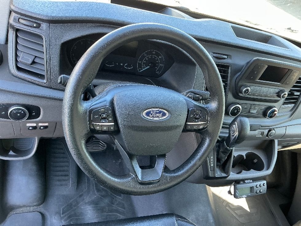 Refrigerated Truck-Light and Medium Duty Trucks-Ford-2022-Transit 350-Sacramento-CA-112,135\n\t\tmiles-$ 33,250 - Image 17
