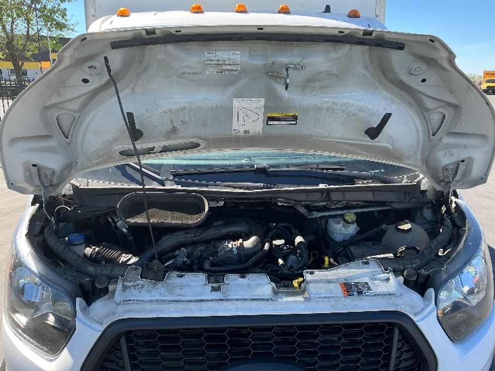 Refrigerated Truck-Light and Medium Duty Trucks-Ford-2022-Transit 350-Sacramento-CA-112,135\n\t\tmiles-$ 33,250 - Image 22