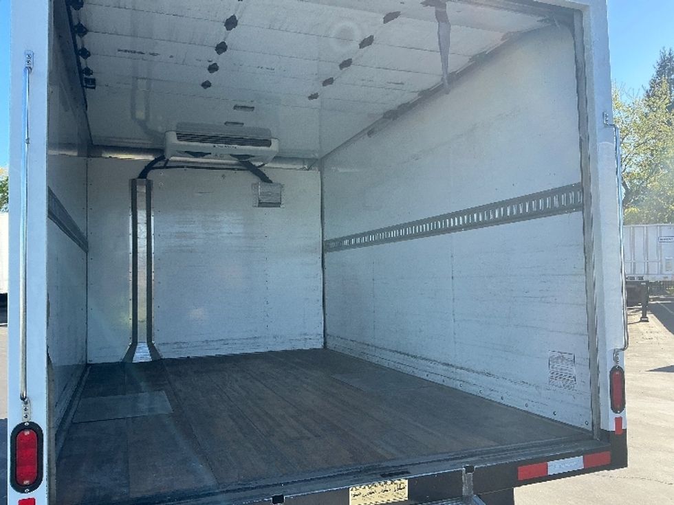 Refrigerated Truck-Light and Medium Duty Trucks-Ford-2022-Transit 350-Sacramento-CA-146,530\n\t\tmiles-$ 27,750 - Image 12