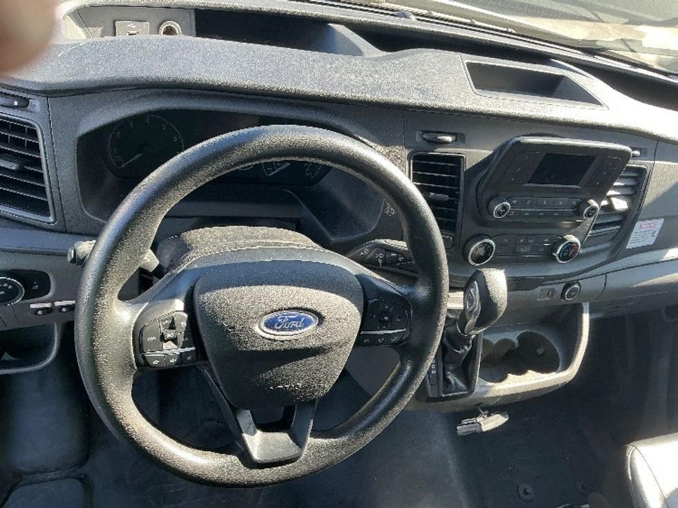Refrigerated Truck-Light and Medium Duty Trucks-Ford-2022-Transit 350-Sacramento-CA-146,530\n\t\tmiles-$ 27,750 - Image 18