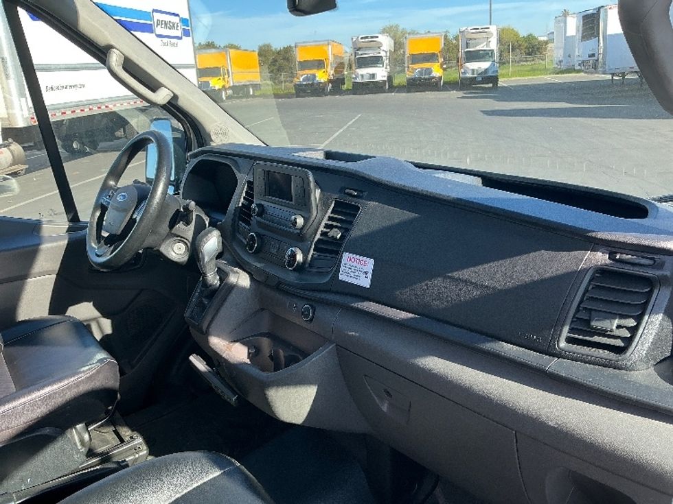 Refrigerated Truck-Light and Medium Duty Trucks-Ford-2022-Transit 350-Sacramento-CA-146,530\n\t\tmiles-$ 27,750 - Image 22