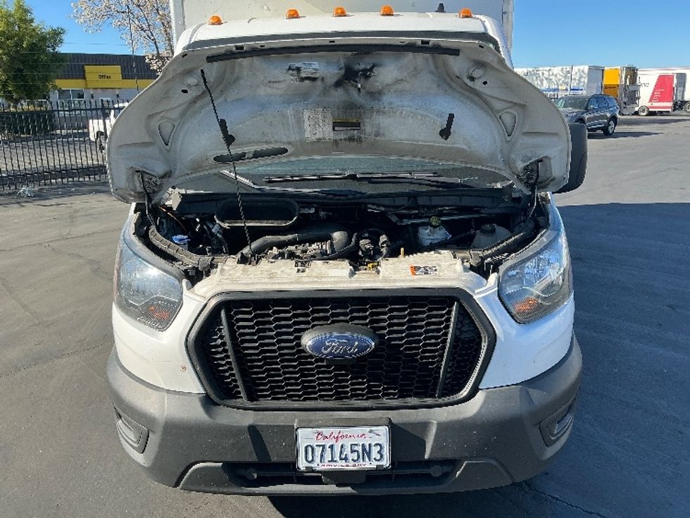 Refrigerated Truck-Light and Medium Duty Trucks-Ford-2022-Transit 350-Sacramento-CA-146,530\n\t\tmiles-$ 27,750 - Image 23