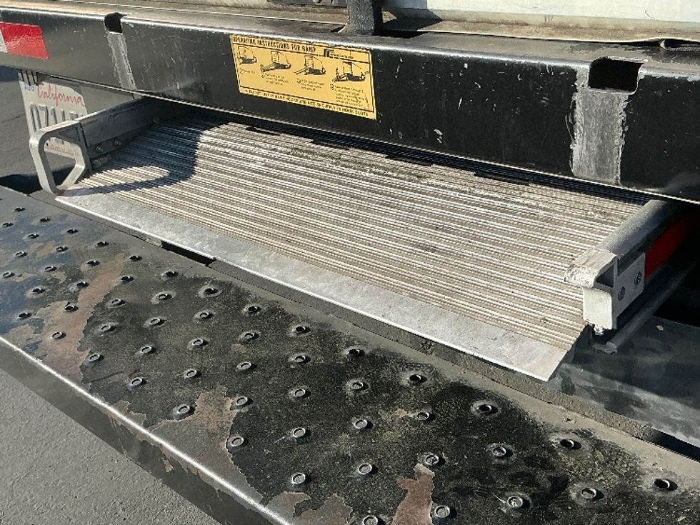 Refrigerated Truck-Light and Medium Duty Trucks-Ford-2022-Transit 350-Sacramento-CA-146,530\n\t\tmiles-$ 27,750 - Image 26