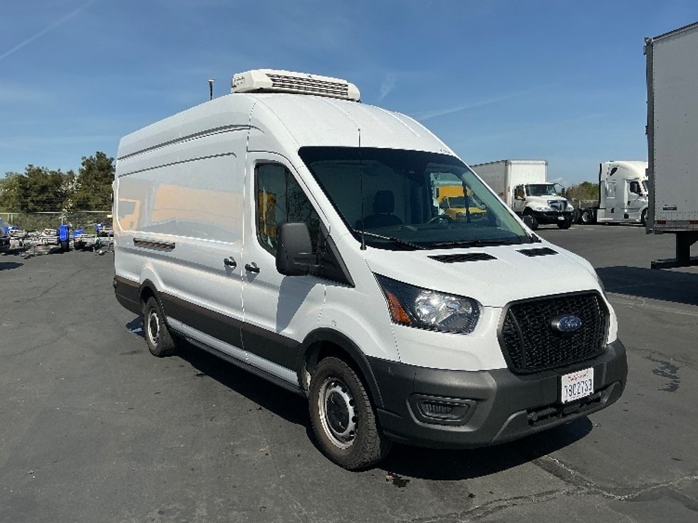 Refrigerated Truck-Light and Medium Duty Trucks-Ford-2022-Transit 350-Sacramento-CA-149,508\n\t\tmiles-$ 31,500 - Image 1