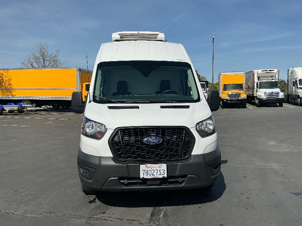 Refrigerated Truck-Light and Medium Duty Trucks-Ford-2022-Transit 350-Sacramento-CA-149,508\n\t\tmiles-$ 31,500 - Image 2