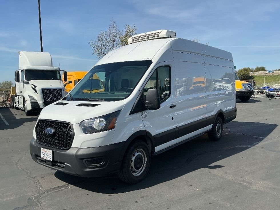 Refrigerated Truck-Light and Medium Duty Trucks-Ford-2022-Transit 350-Sacramento-CA-149,508\n\t\tmiles-$ 31,500 - Image 3