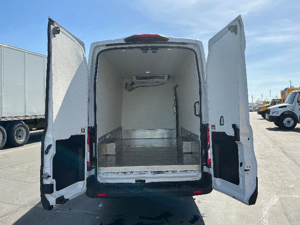 Refrigerated Truck-Light and Medium Duty Trucks-Ford-2022-Transit 350-Sacramento-CA-149,508\n\t\tmiles-$ 31,500 - Image 7