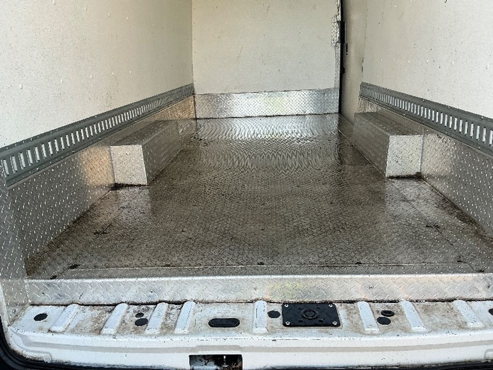 Refrigerated Truck-Light and Medium Duty Trucks-Ford-2022-Transit 350-Sacramento-CA-149,508\n\t\tmiles-$ 31,500 - Image 8