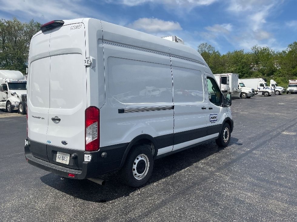 Refrigerated Truck-Light and Medium Duty Trucks-Ford-2023-Transit 250-Pittsburgh-PA-34,529\n\t\tmiles-$ 48,500 - Image 12