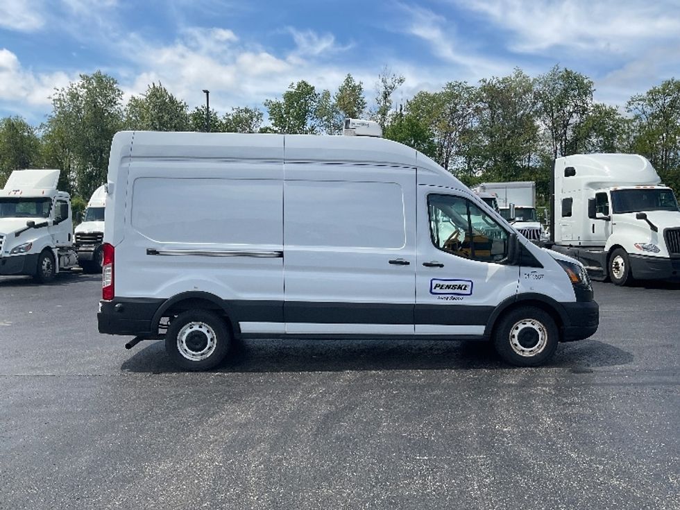 Refrigerated Truck-Light and Medium Duty Trucks-Ford-2023-Transit 250-Pittsburgh-PA-34,529\n\t\tmiles-$ 48,500 - Image 14