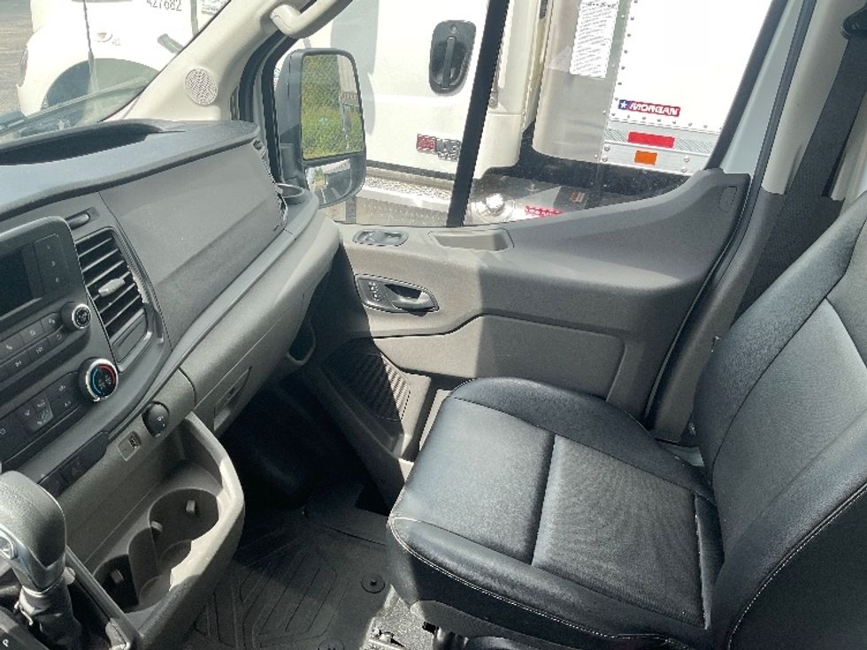 Refrigerated Truck-Light and Medium Duty Trucks-Ford-2023-Transit 250-Pittsburgh-PA-34,529\n\t\tmiles-$ 48,500 - Image 18