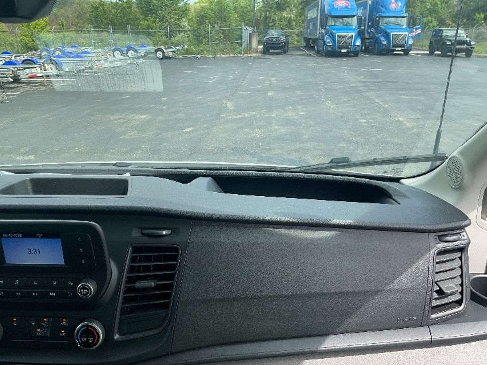 Refrigerated Truck-Light and Medium Duty Trucks-Ford-2023-Transit 250-Pittsburgh-PA-34,529\n\t\tmiles-$ 48,500 - Image 20