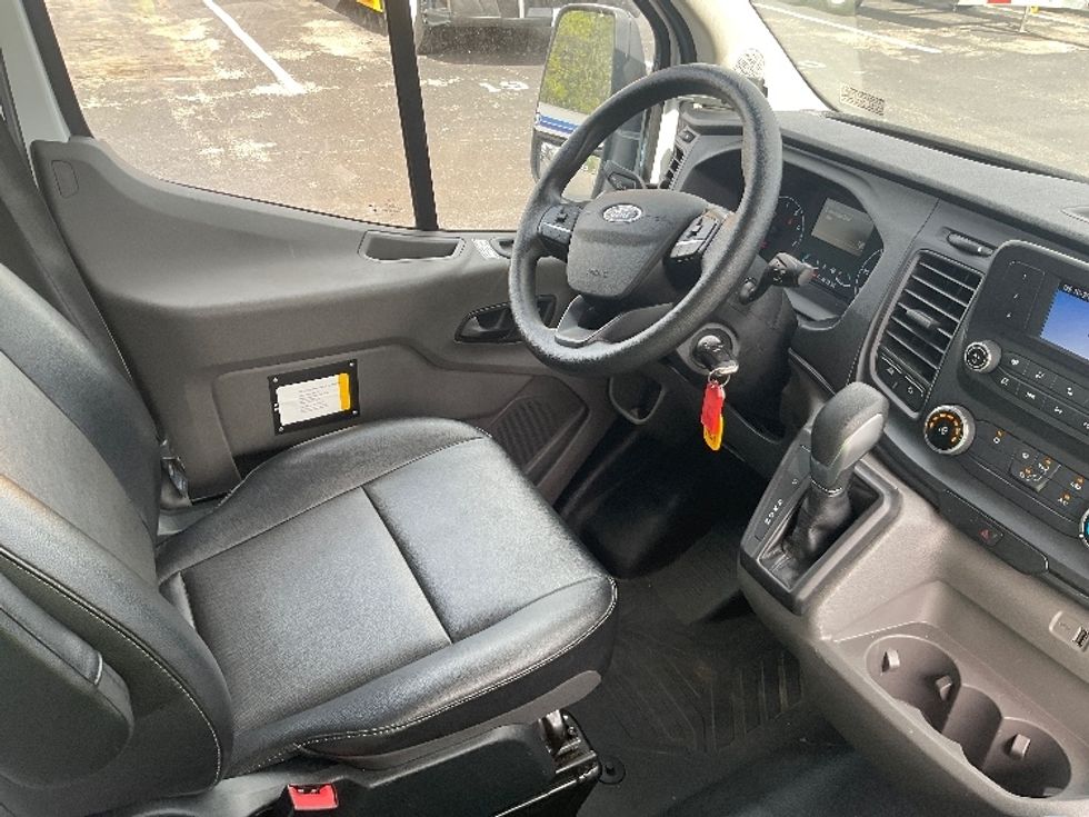 Refrigerated Truck-Light and Medium Duty Trucks-Ford-2023-Transit 250-Pittsburgh-PA-34,529\n\t\tmiles-$ 48,500 - Image 21